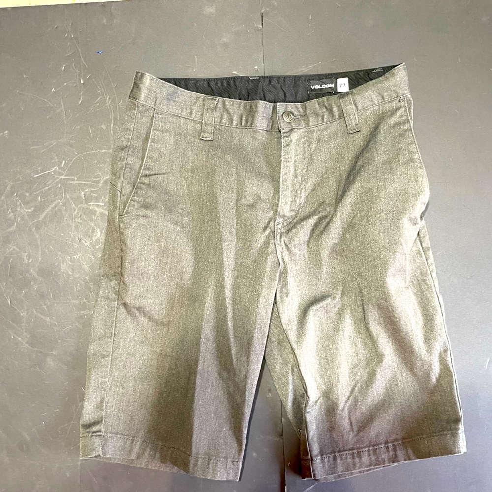 Volcom Size 29 - Walk Shorts